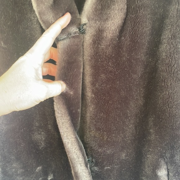 Charcoal vintage faux fur. Two hidden closures, two pockets SZ 10 vintage EUC - Picture 2 of 10